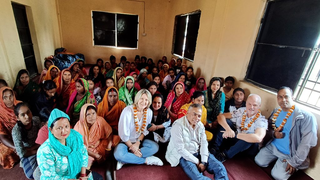 Captivating with the Aasaman Nepal team, CVP scholars, and their families.